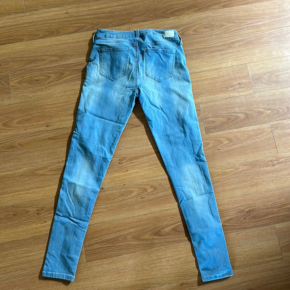 Celebrity pink skinny jeans
